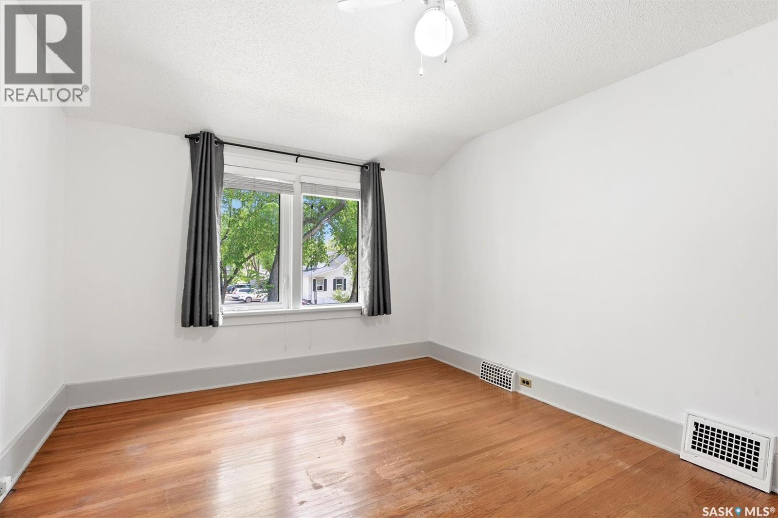 811 9th Avenue N Property Photo 19