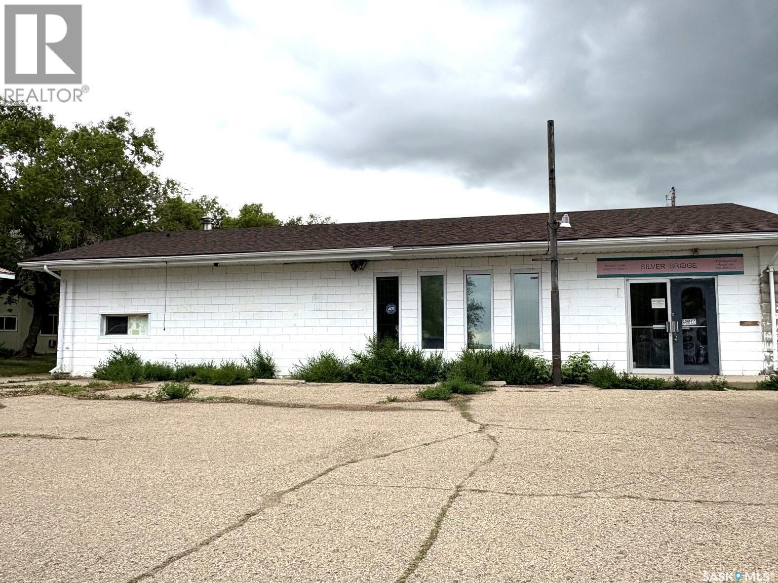 1150 O*byrne Street Property Photo 2