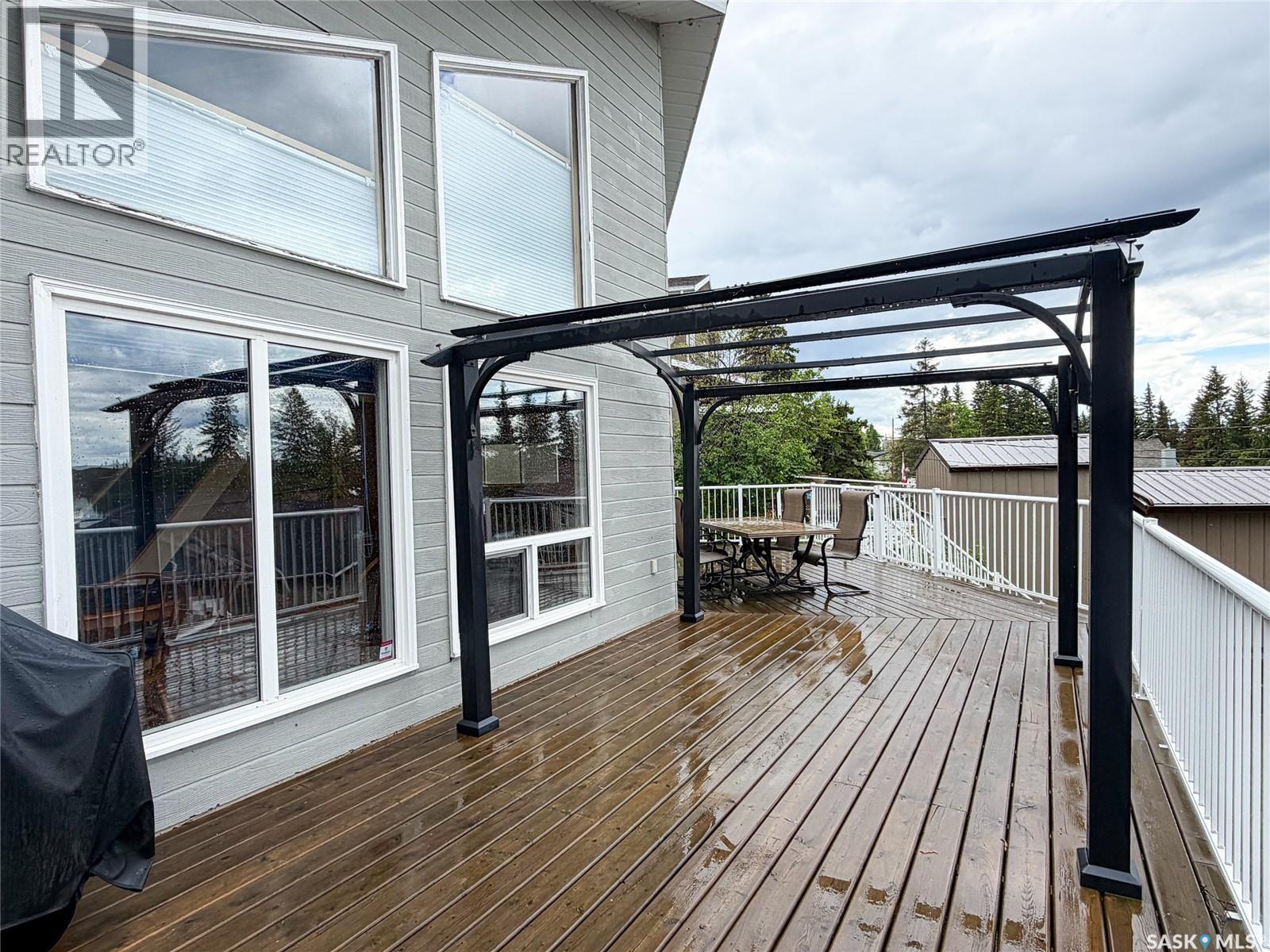 114 2nd Avenue Property Photo 21