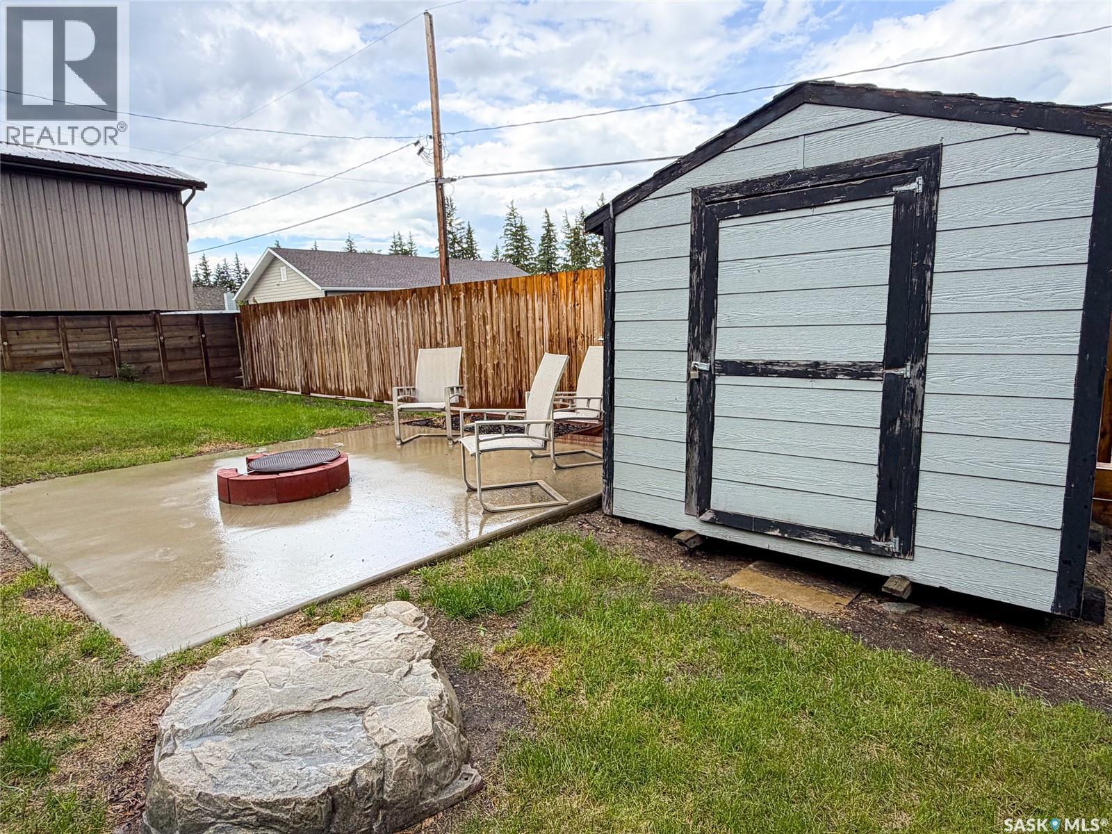 114 2nd Avenue Property Photo 27