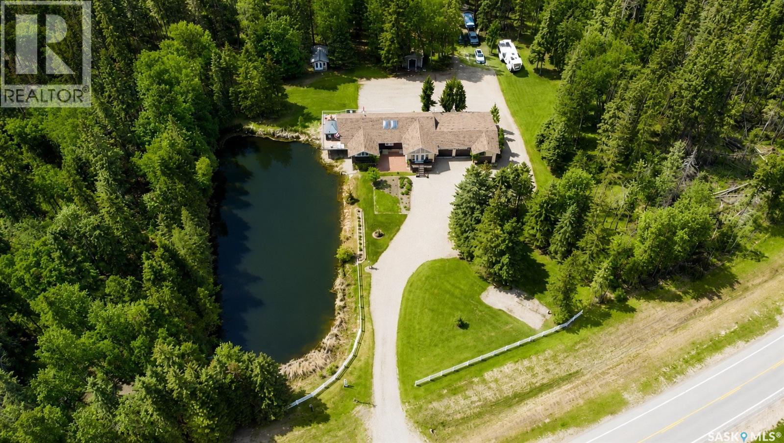 Chitiek Lake Acreage Property Photo 4