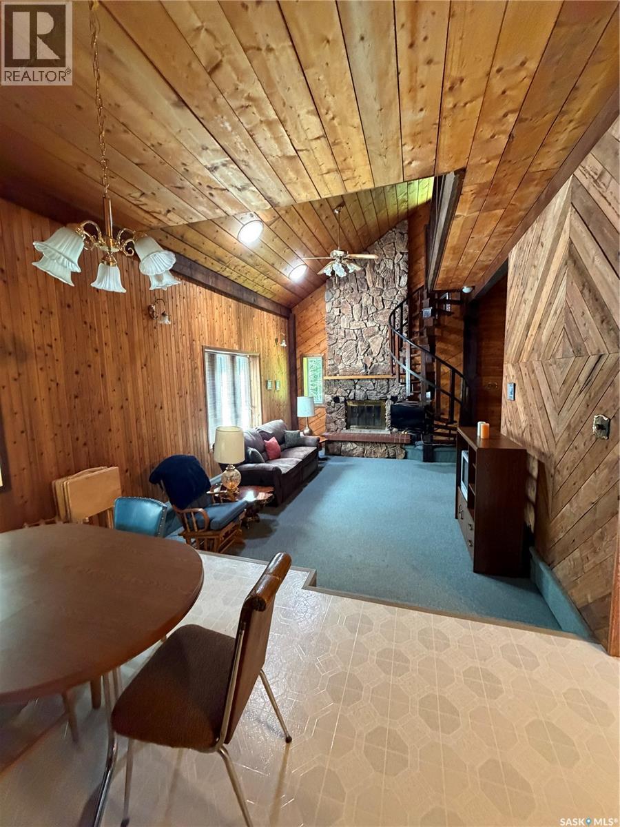 110 Deer Cres Property Photo 11