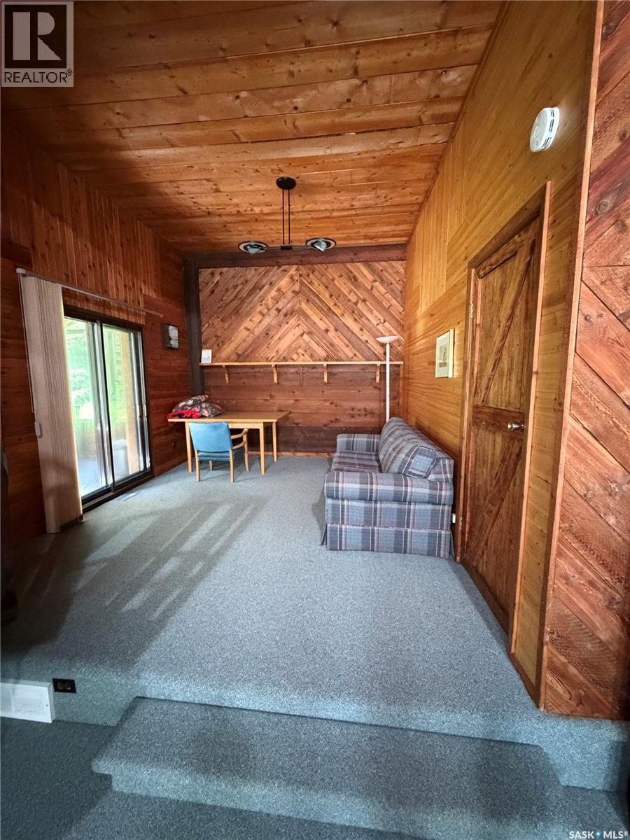 110 Deer Cres Property Photo 12