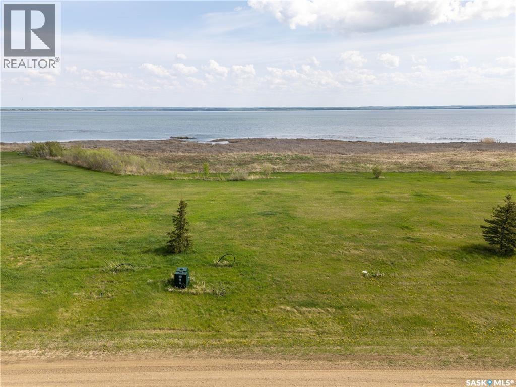 830 Lakeshore Drive Property Photo 7