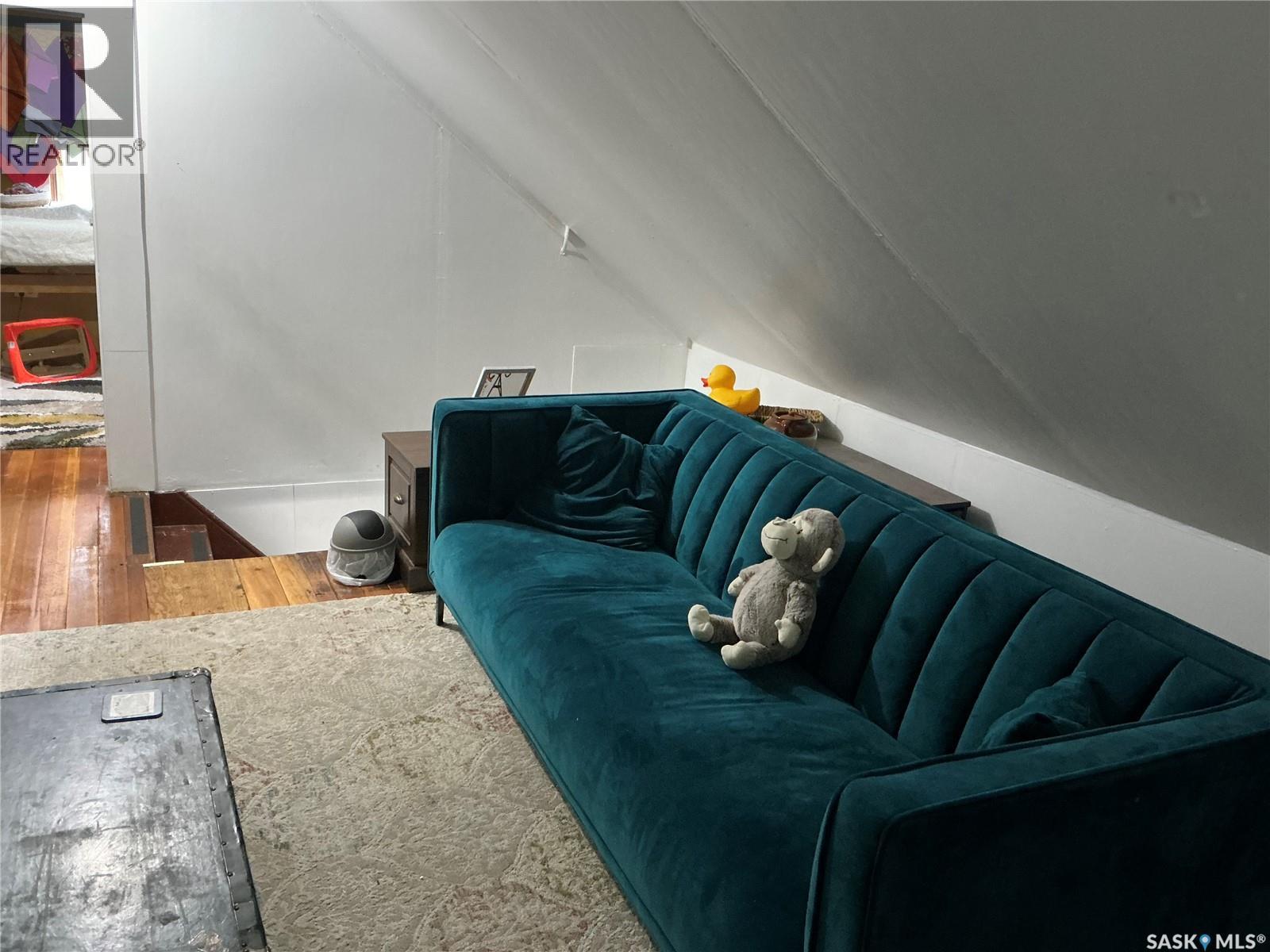 325 Centre Street Property Photo 22