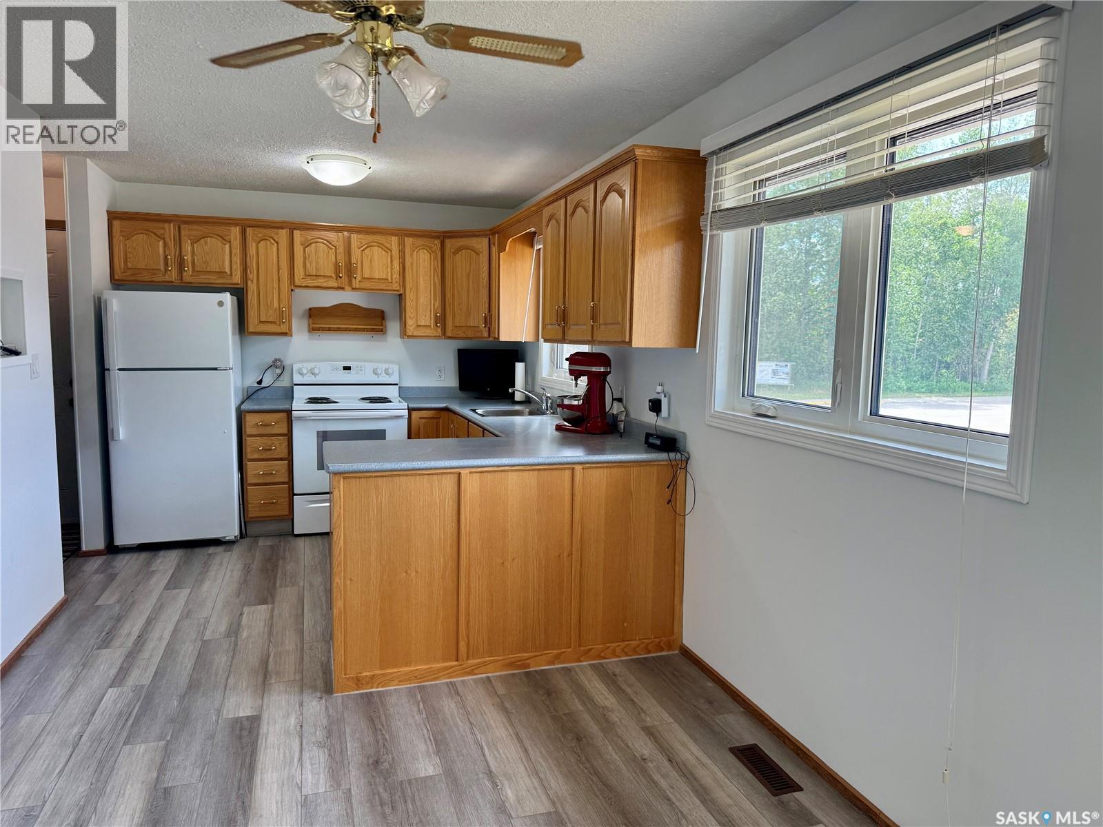1504 Studer Street Property Photo 4