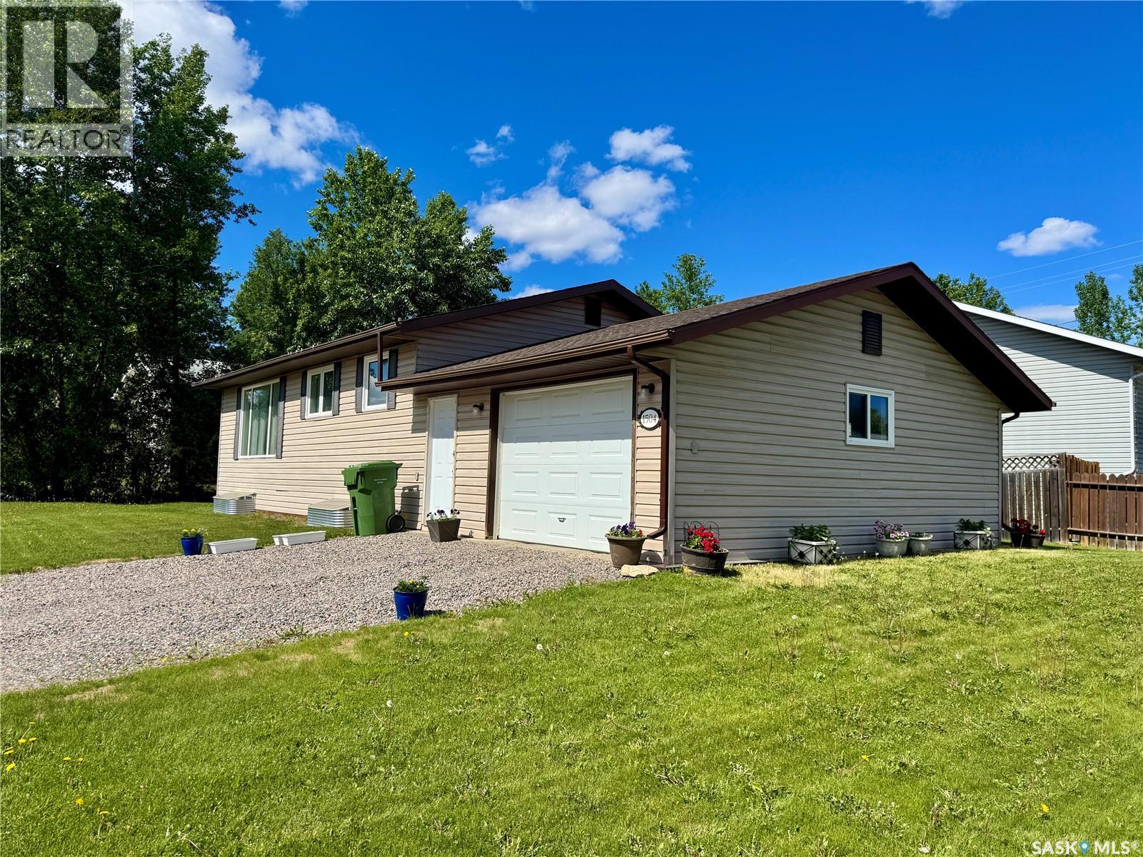 1504 Studer Street Property Photo 28