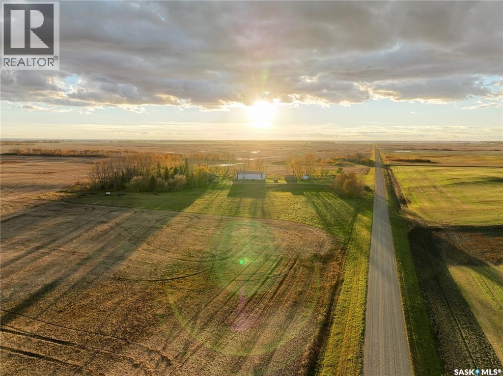 Lomenda Acreage