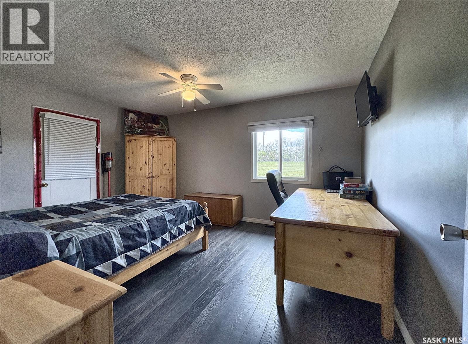 229 Calgary Street Property Photo 10