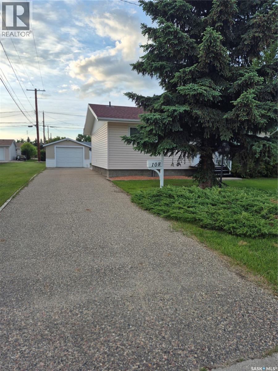108 Downey Street Property Photo 2