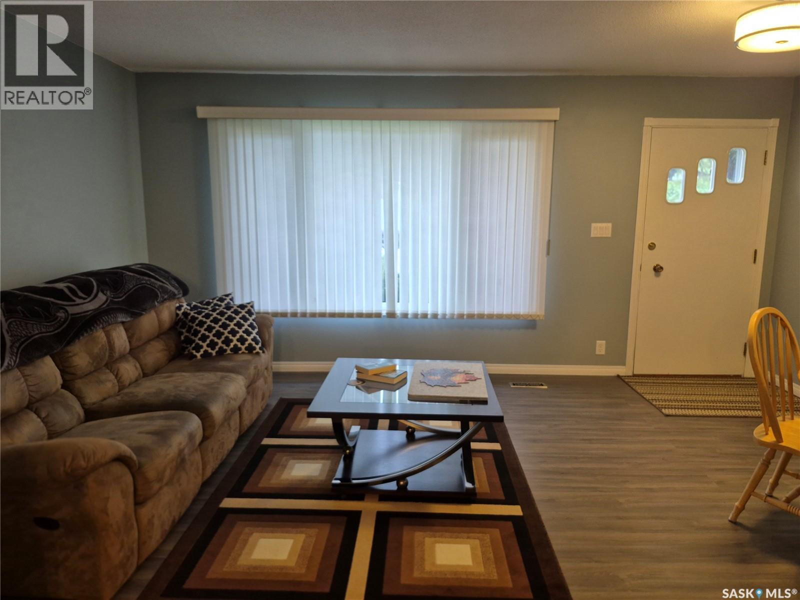 108 Downey Street Property Photo 4
