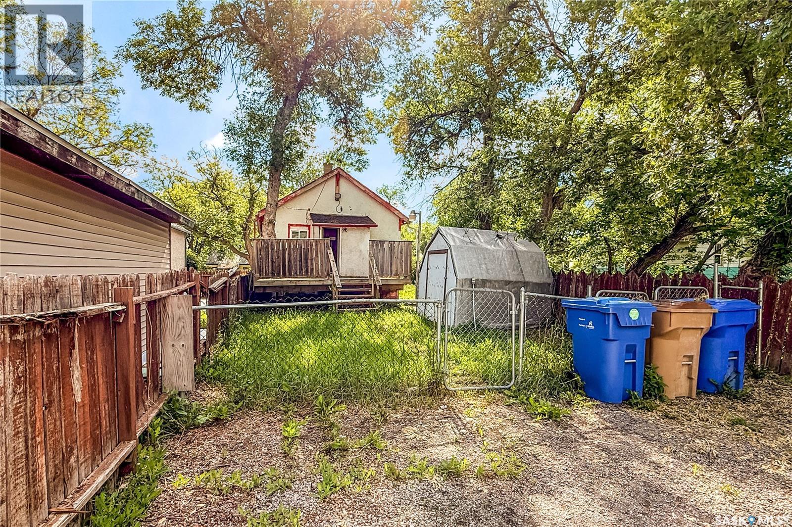 1132 Queen Street Property Photo 12