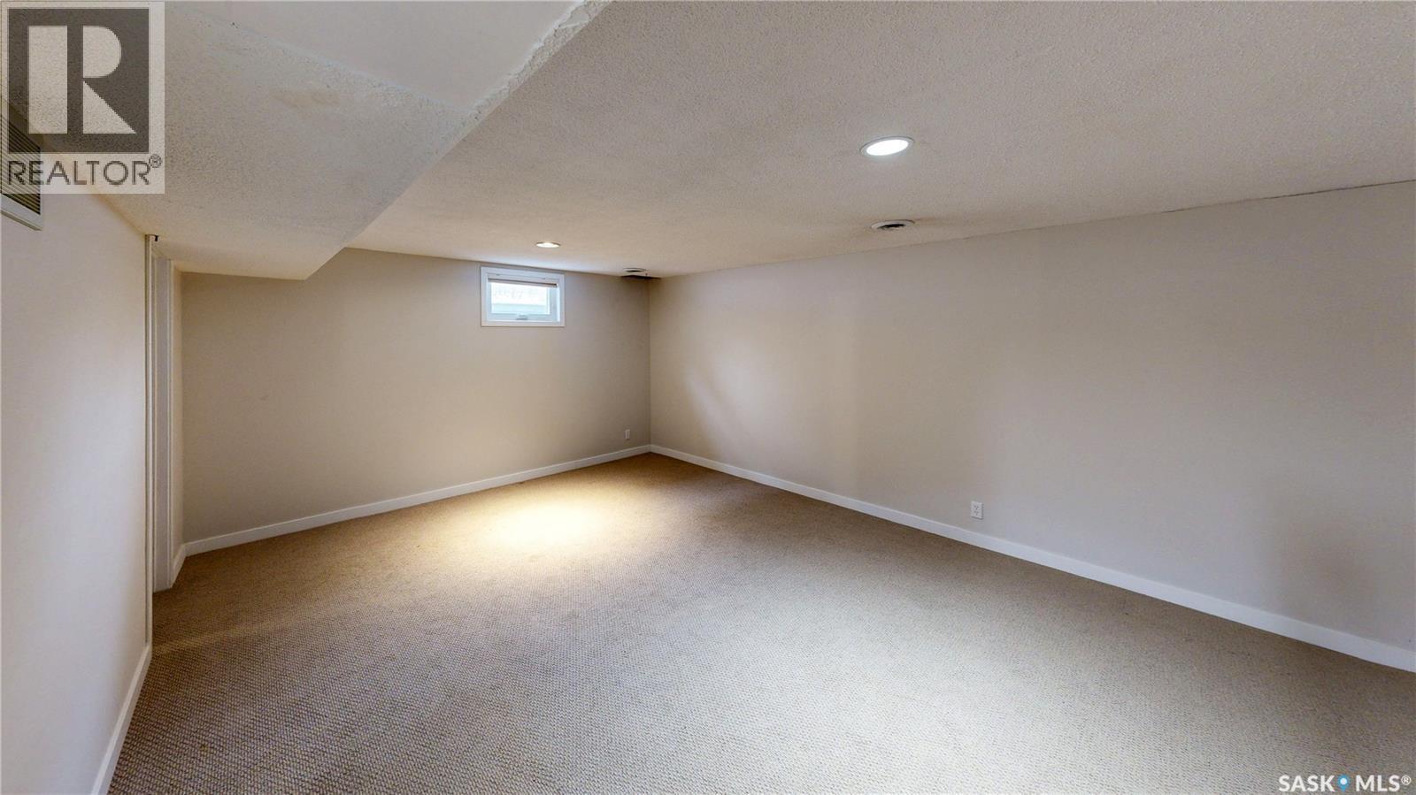 50 Lowry Place Property Photo 33