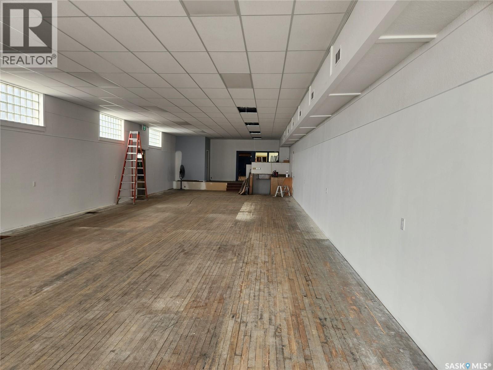 1101 100th Street Property Photo 3