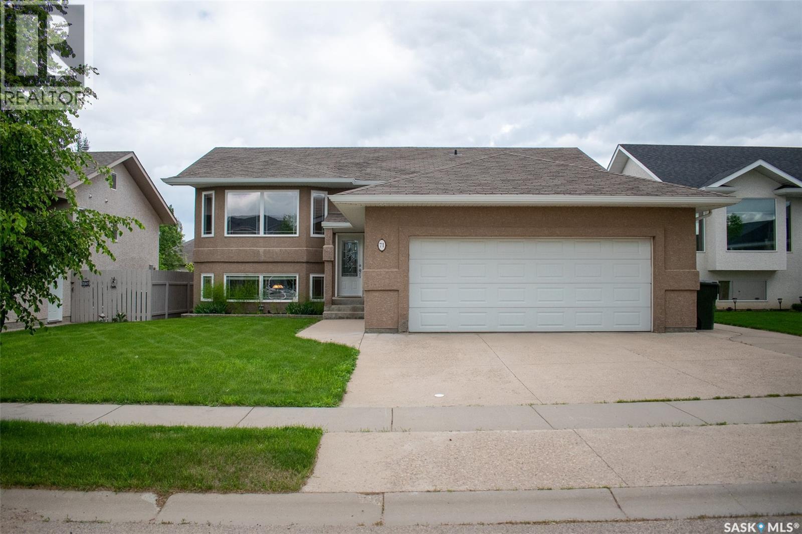 71 Longpre Crescent Property Photo 1