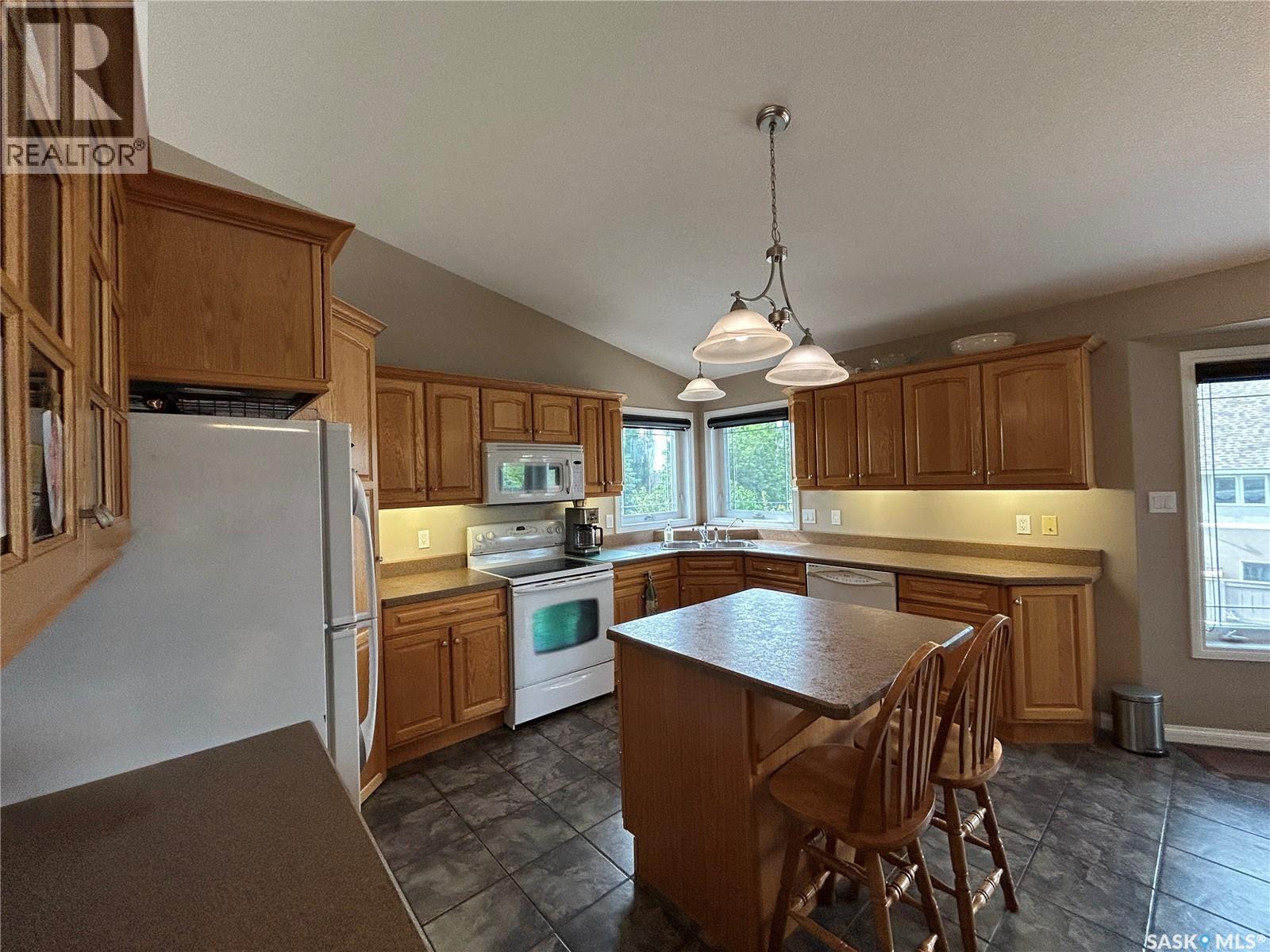 71 Longpre Crescent Property Photo 6