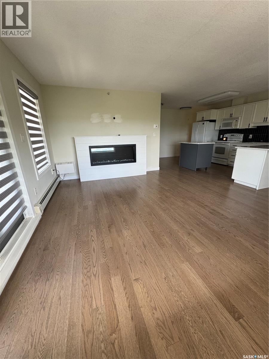 304 1601 1st Street Property Photo 6