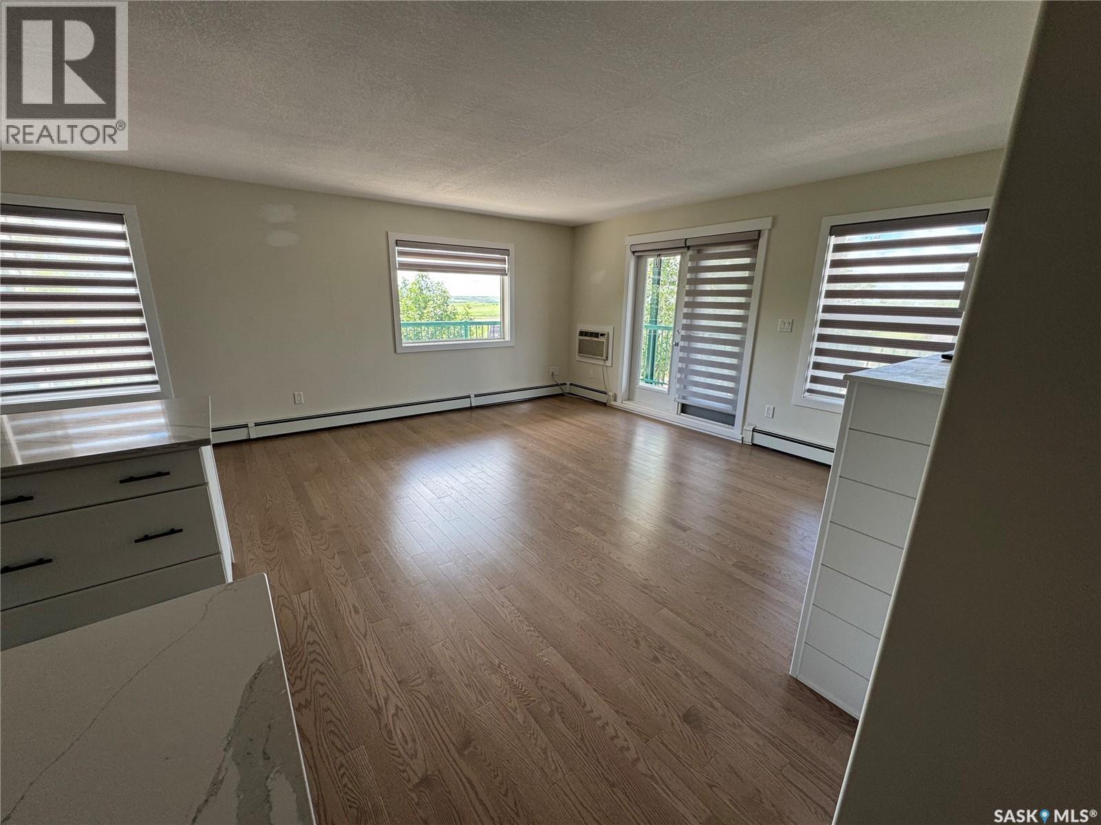 304 1601 1st Street Property Photo 7