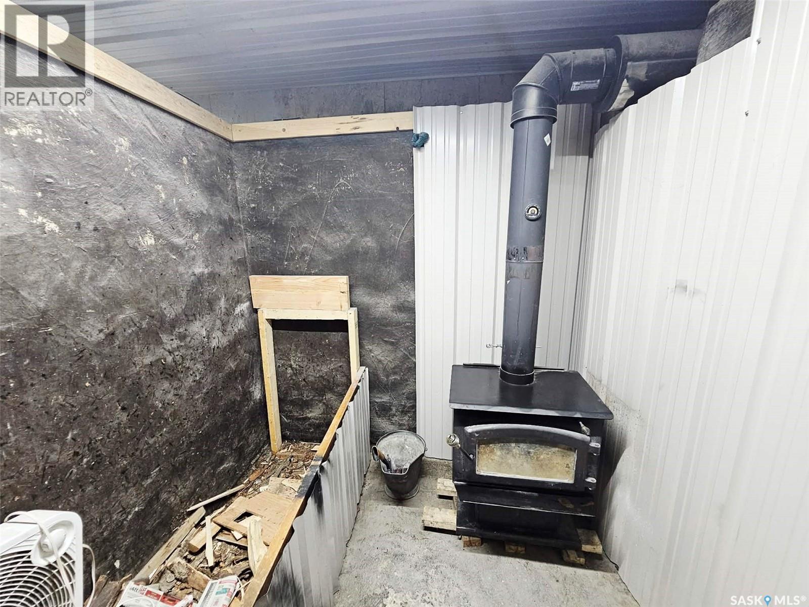 409 Royal Place Property Photo 18