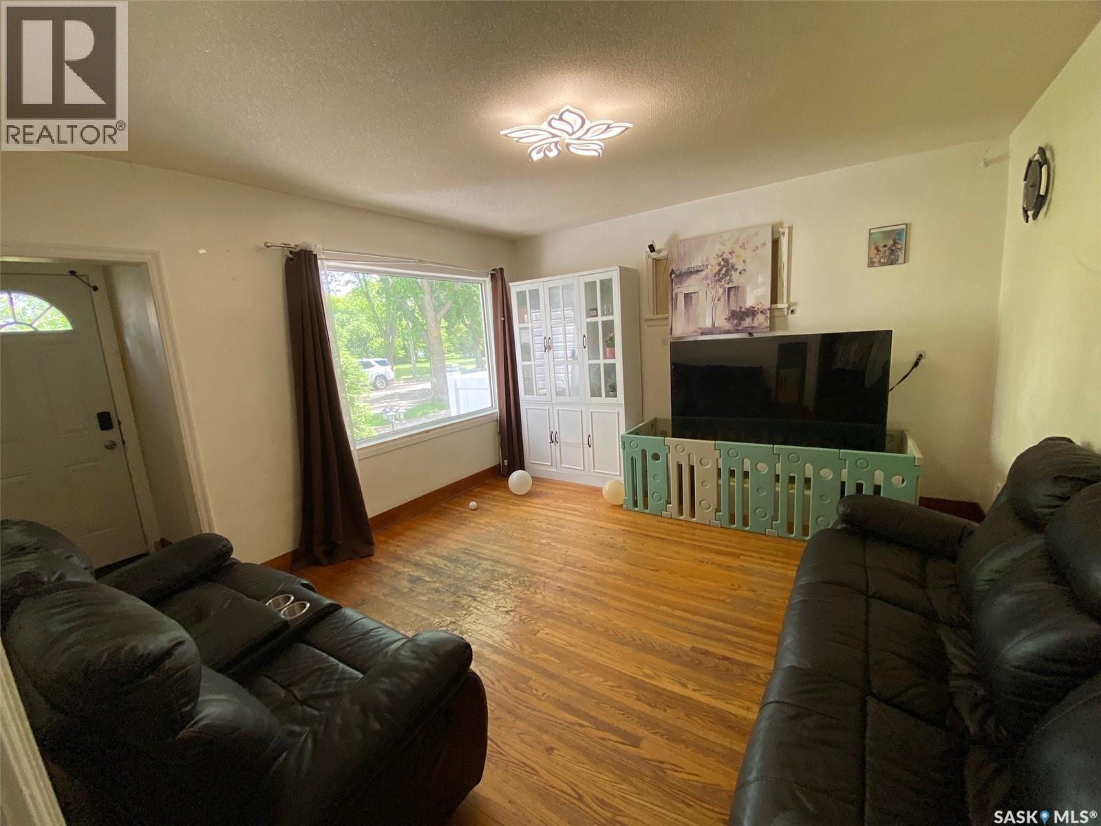 216 Maple Avenue Property Photo 13