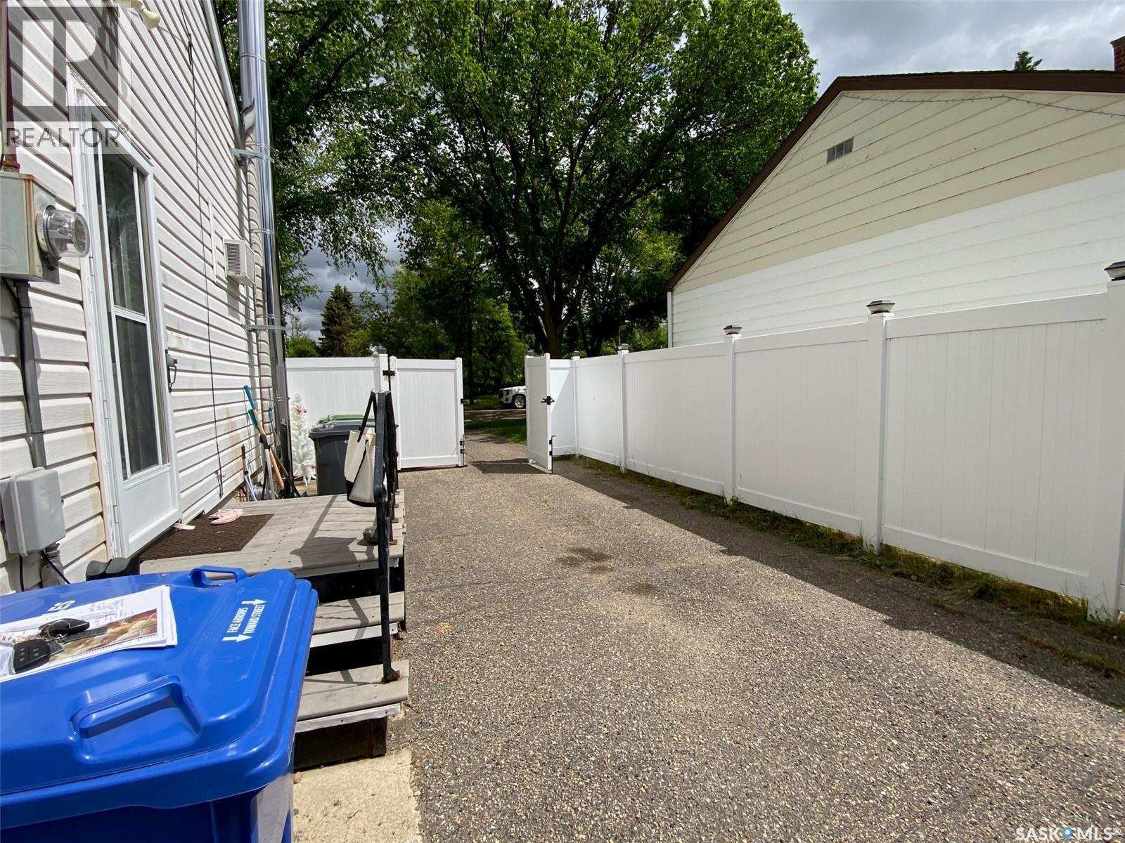 216 Maple Avenue Property Photo 25