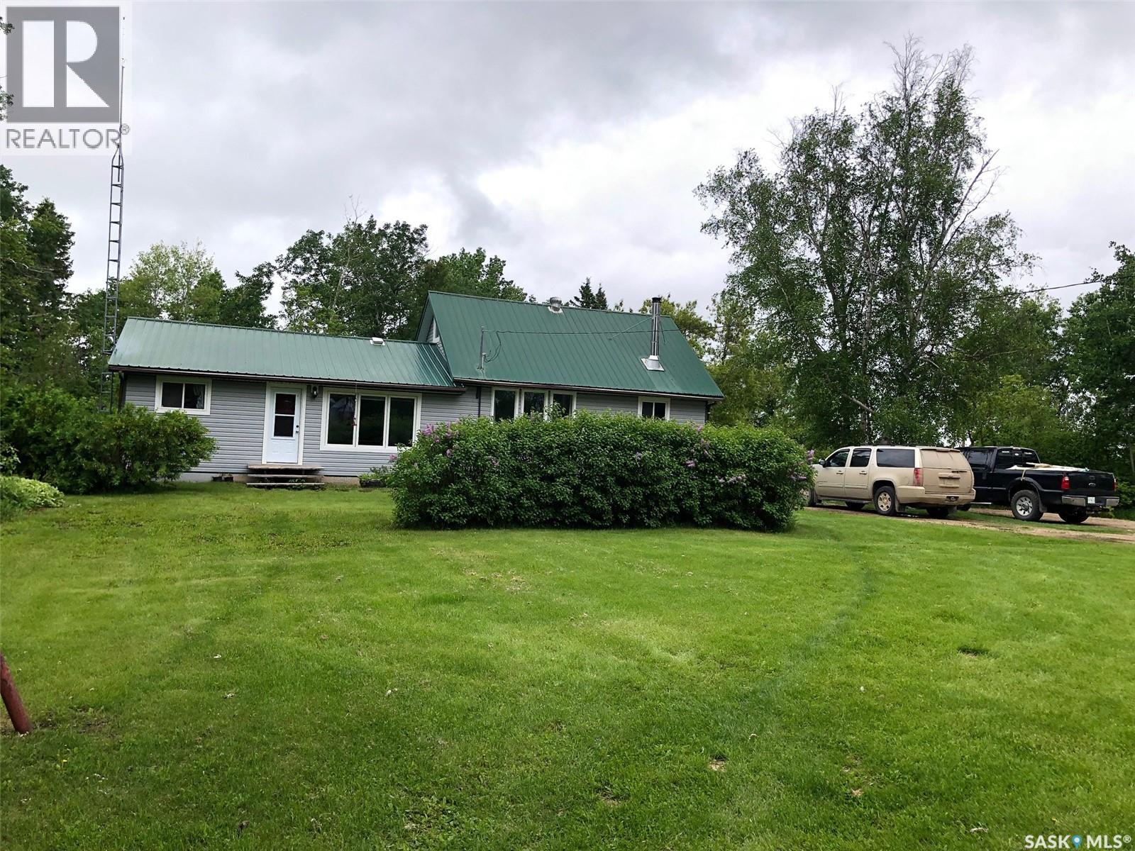 Neustaeter Farm Property Photo 3