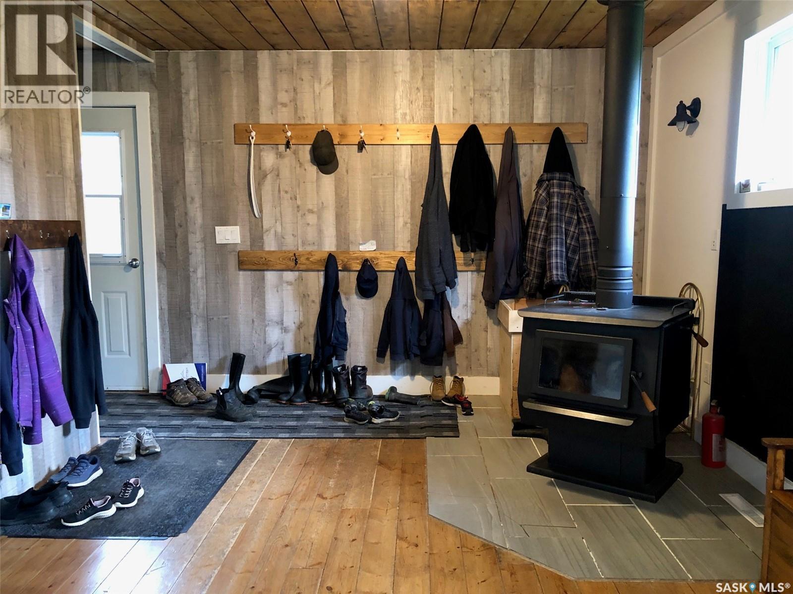 Neustaeter Farm Property Photo 36