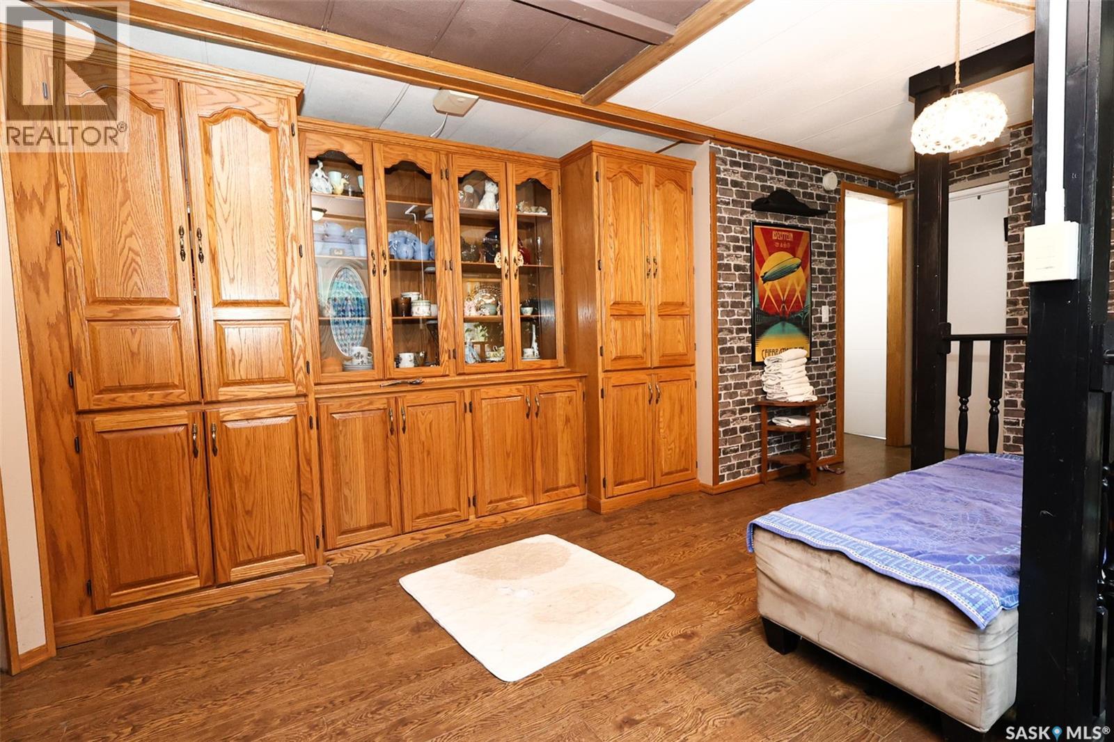 De Fehr Acres Property Photo 16