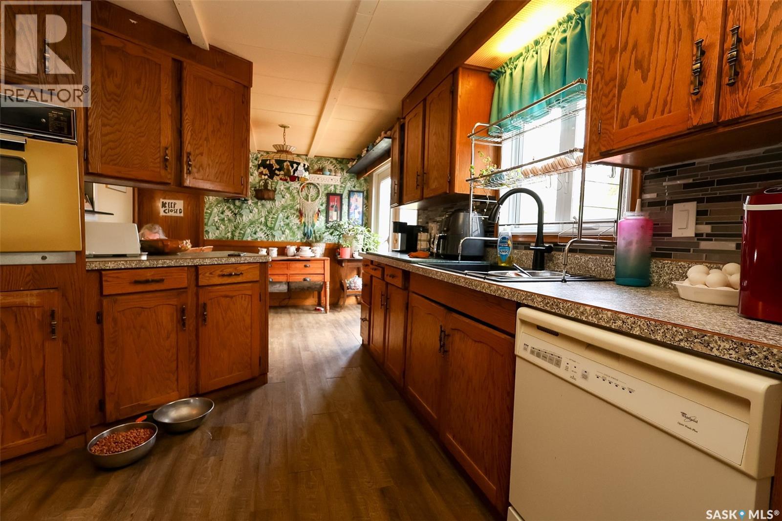 De Fehr Acres Property Photo 34