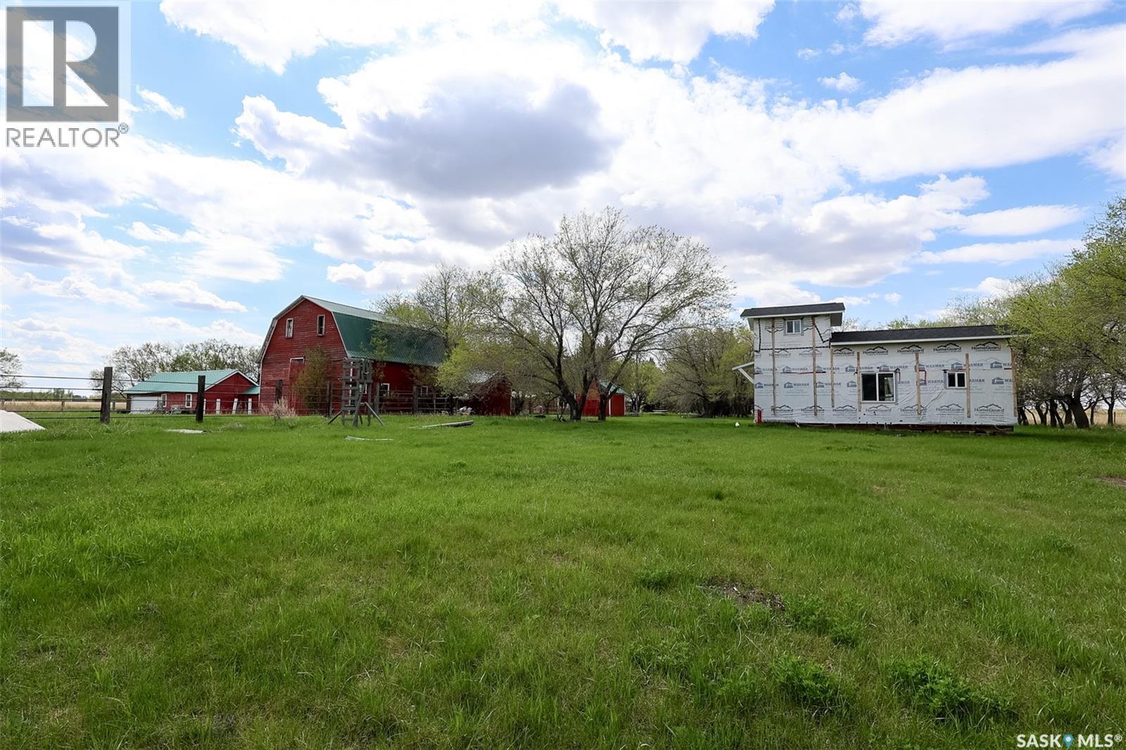 De Fehr Acres Property Photo 64