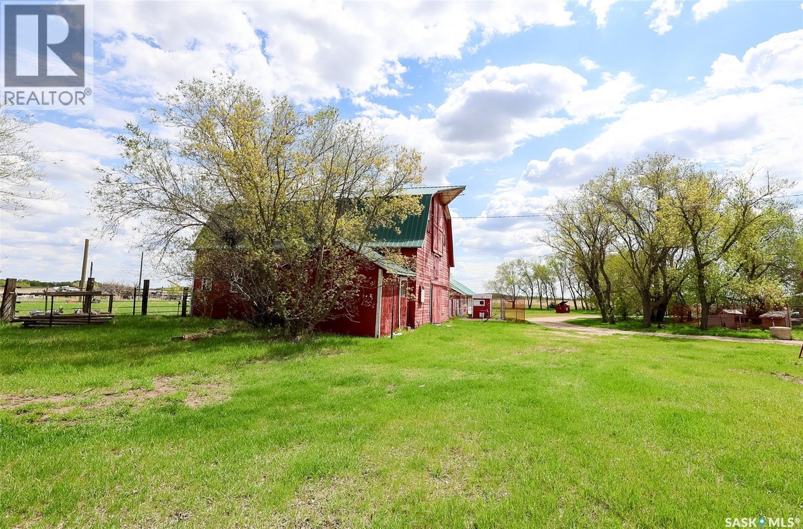De Fehr Acres Property Photo 66
