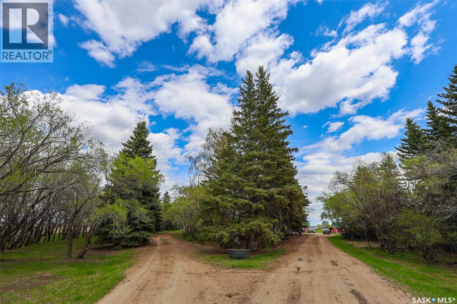 De Fehr Acres Property Photo 80