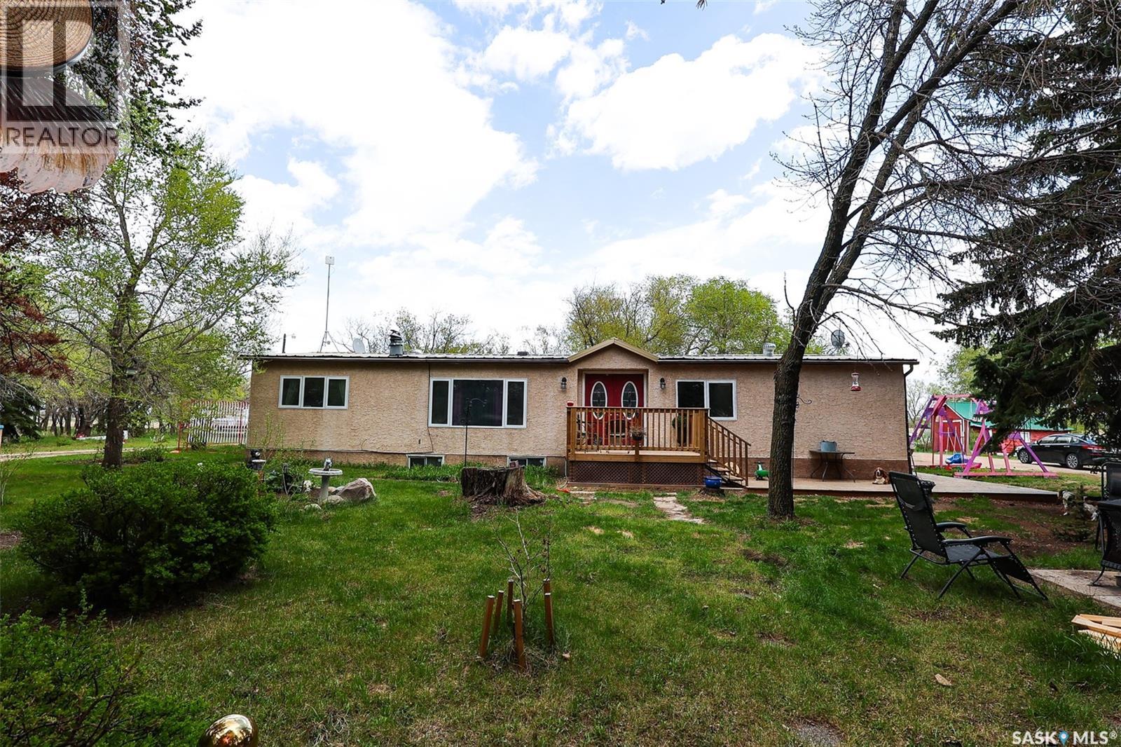 De Fehr Acres Property Photo 83
