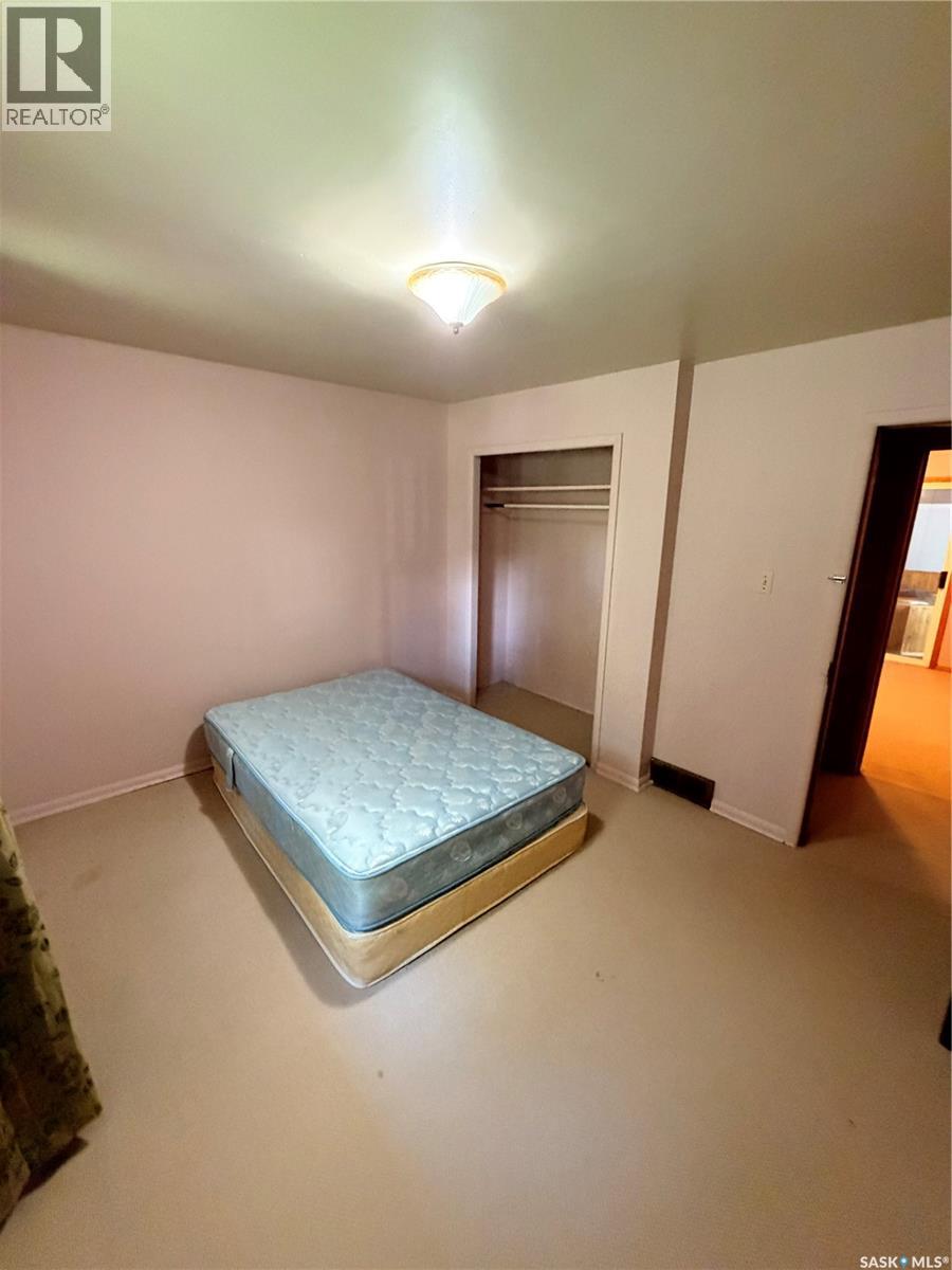 706 3rd Street E Property Photo 21