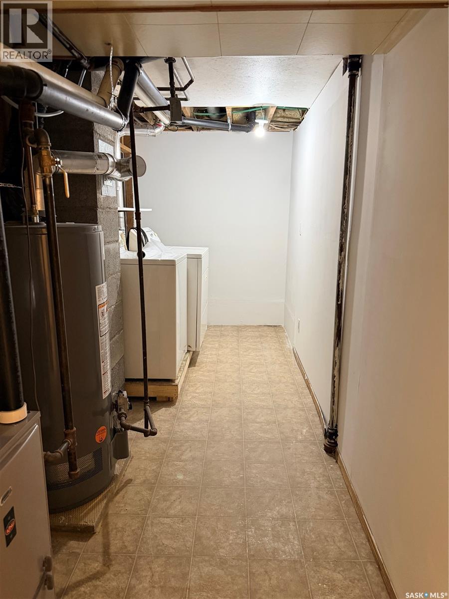 706 3rd Street E Property Photo 32