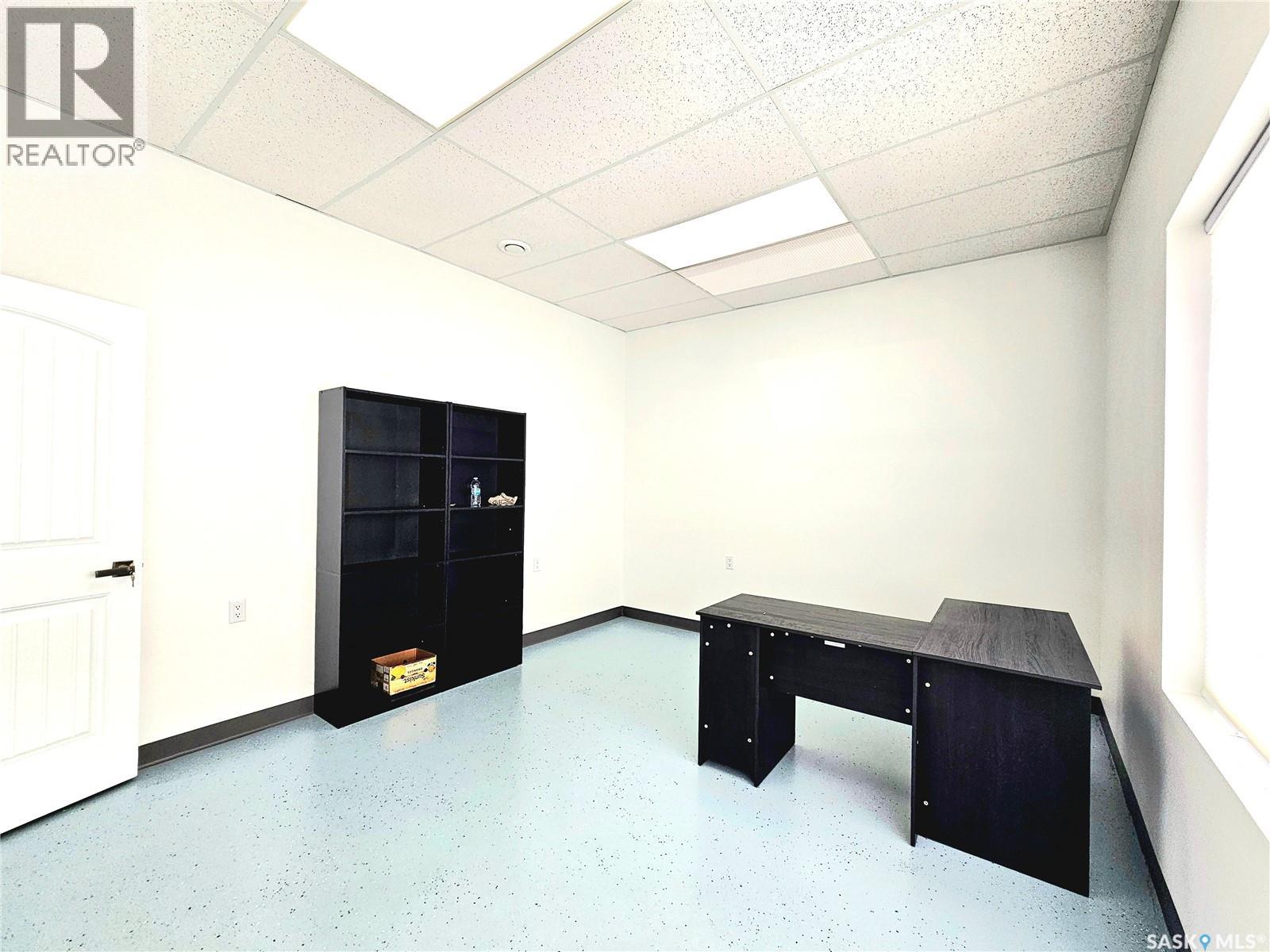 2 106 Steves Street Property Photo 13