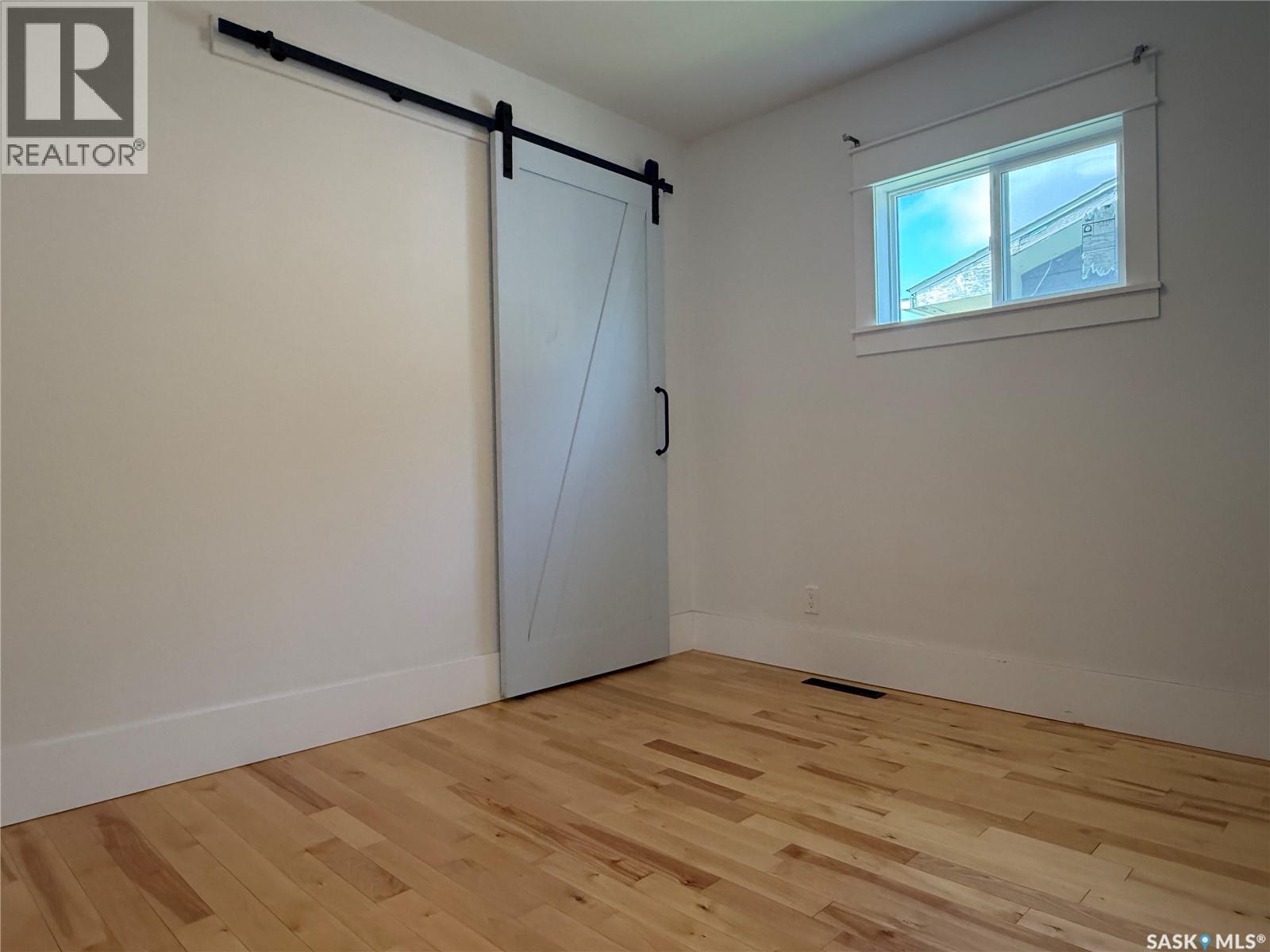 390 Alberta Street Property Photo 10