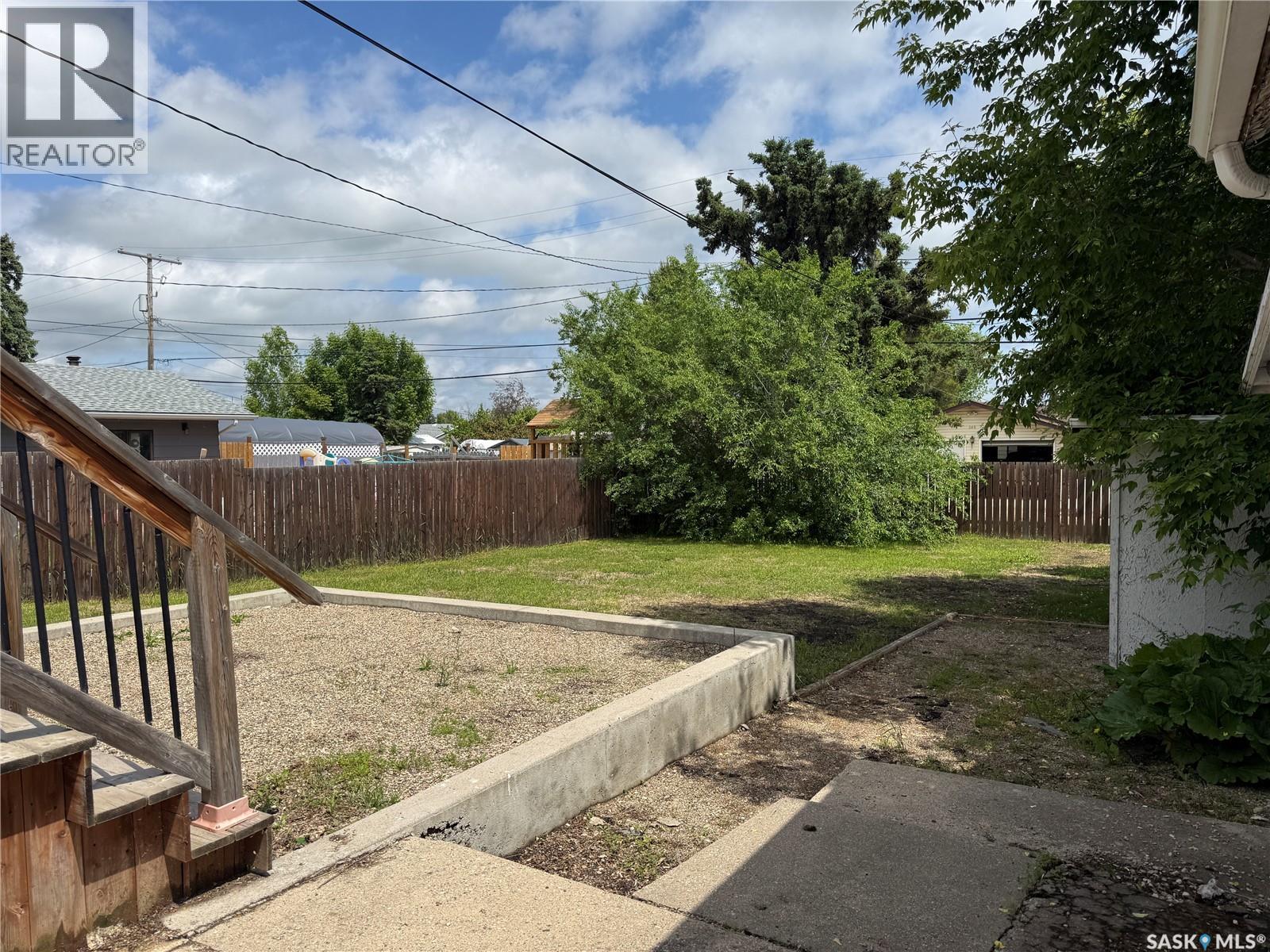 390 Alberta Street Property Photo 24