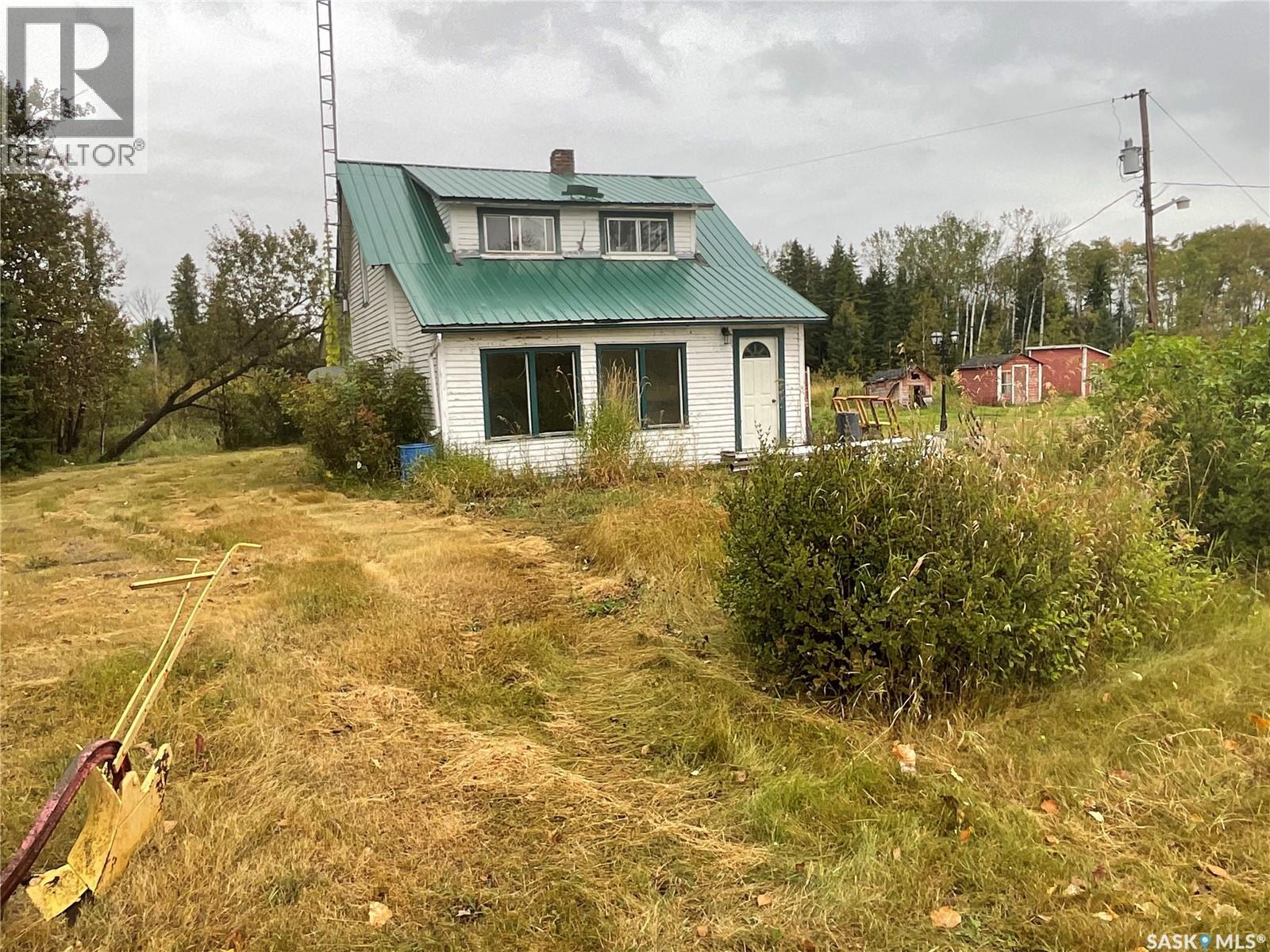 Picard Acreage Property Photo 1