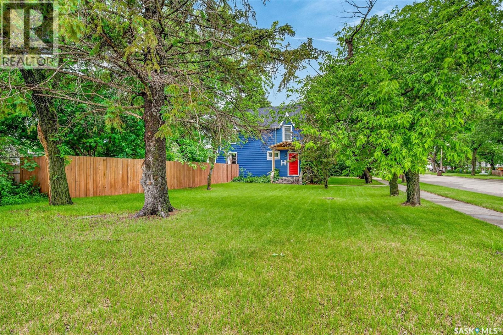 316 Bartlett Avenue Property Photo 3