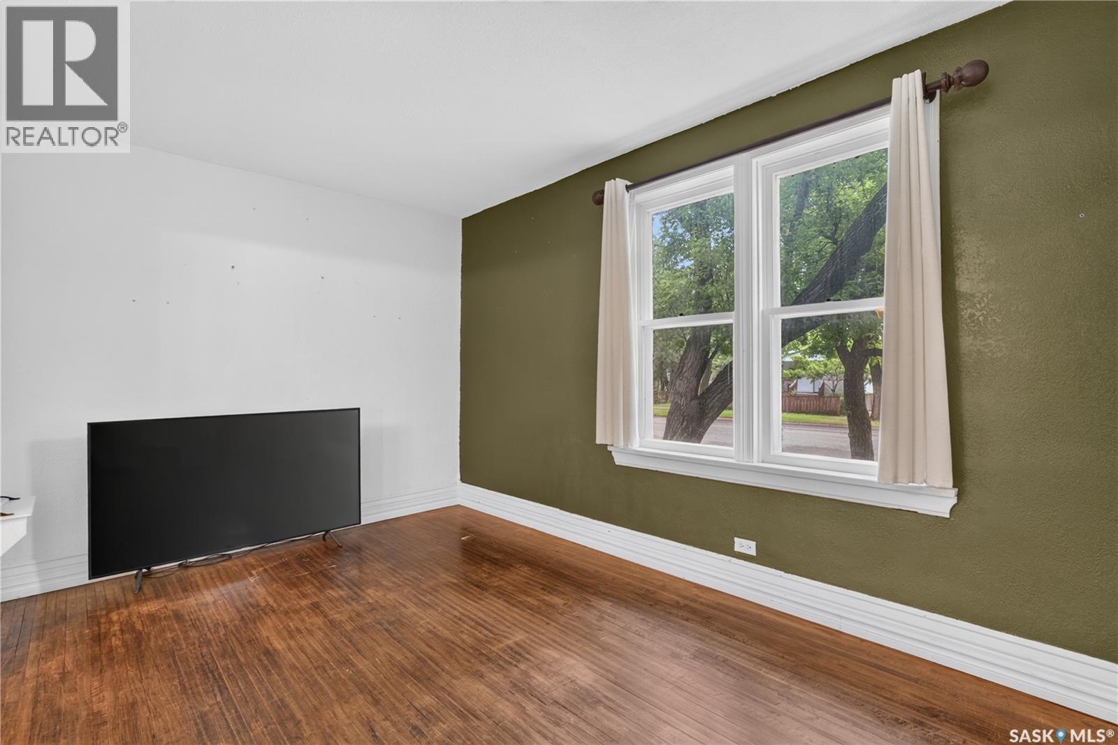 316 Bartlett Avenue Property Photo 7