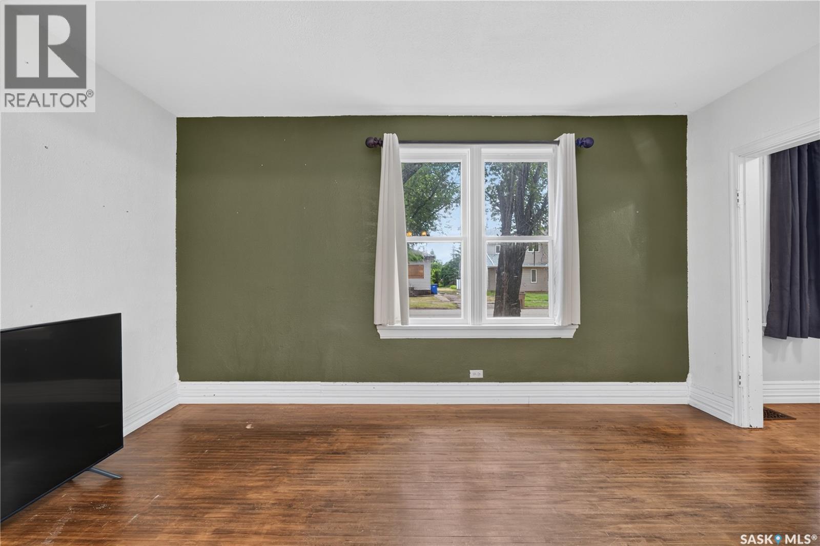 316 Bartlett Avenue Property Photo 8