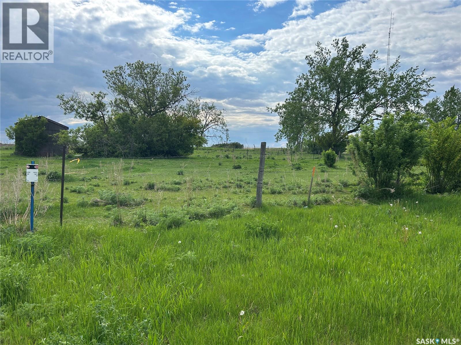 5 1st Avenue Property Photo 4