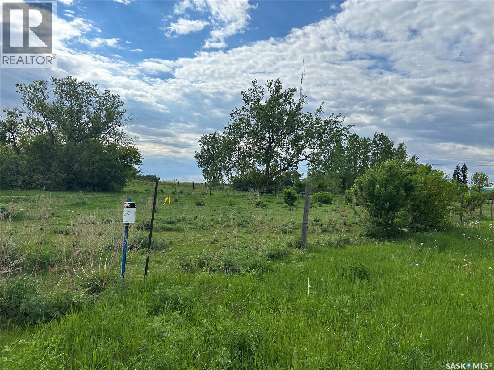 9 1st Avenue Property Photo 4