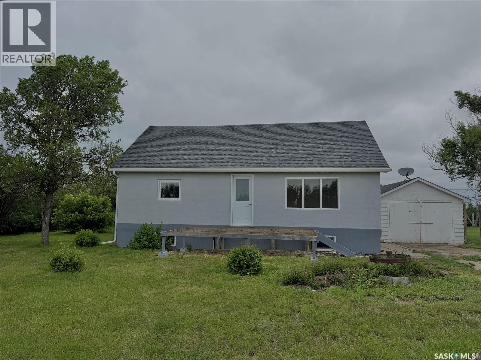 Valley Acres Property Photo 2