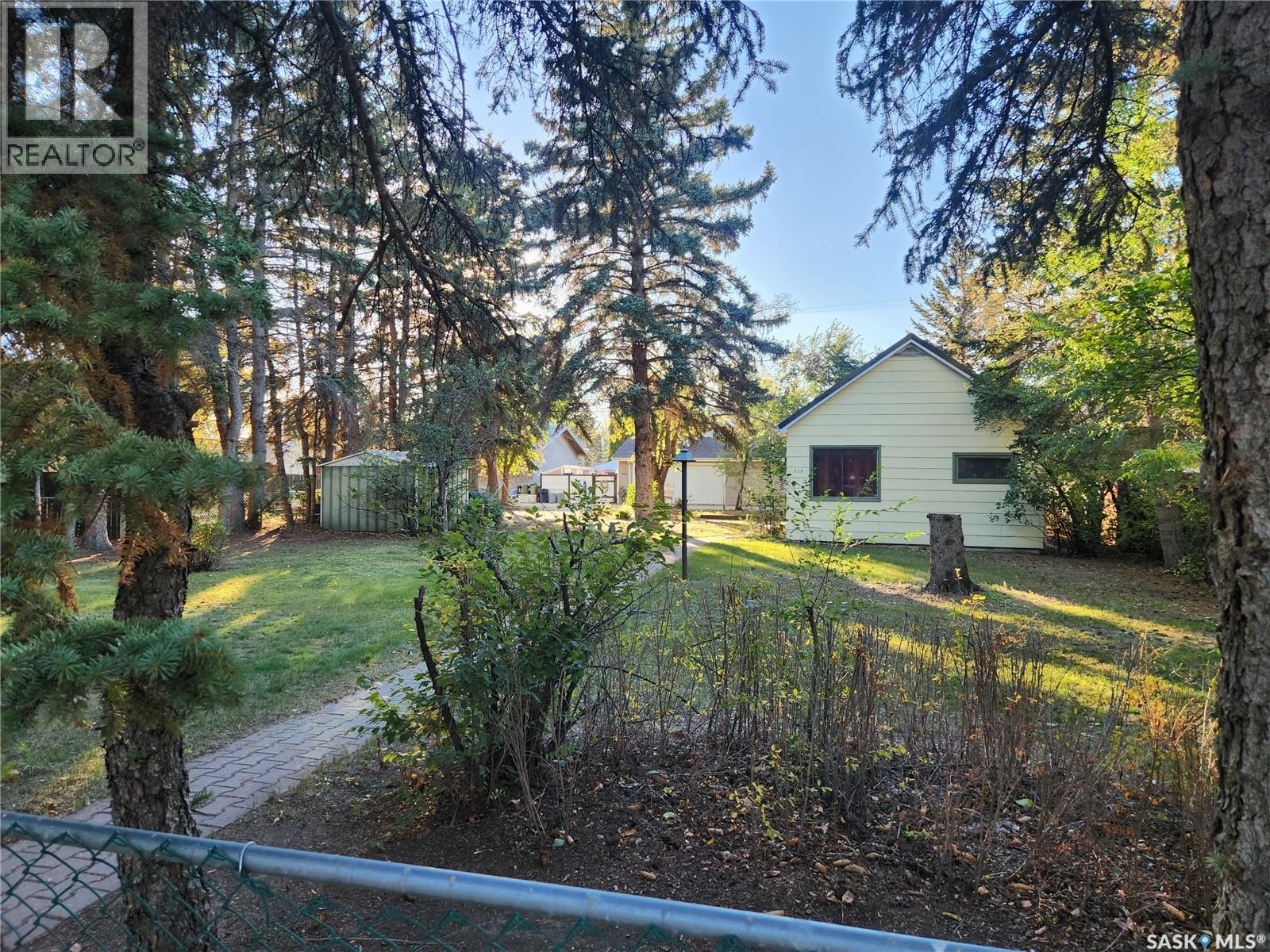 308 Pangman Street Property Photo 1
