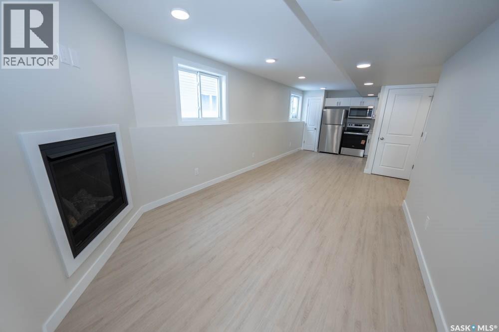 614 Yuel Crescent Property Photo 42