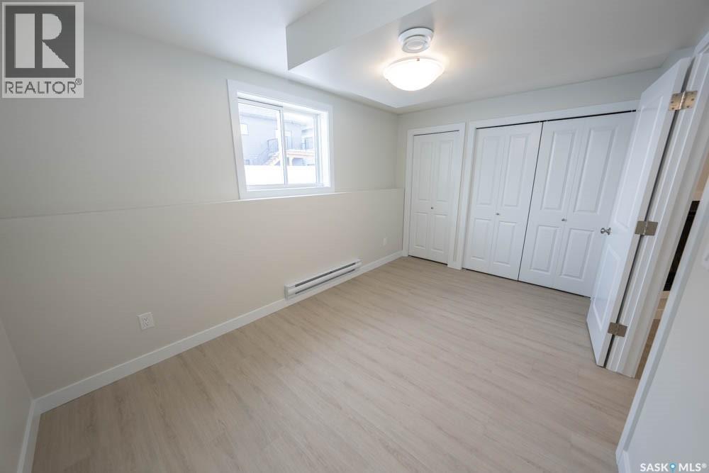 614 Yuel Crescent Property Photo 45