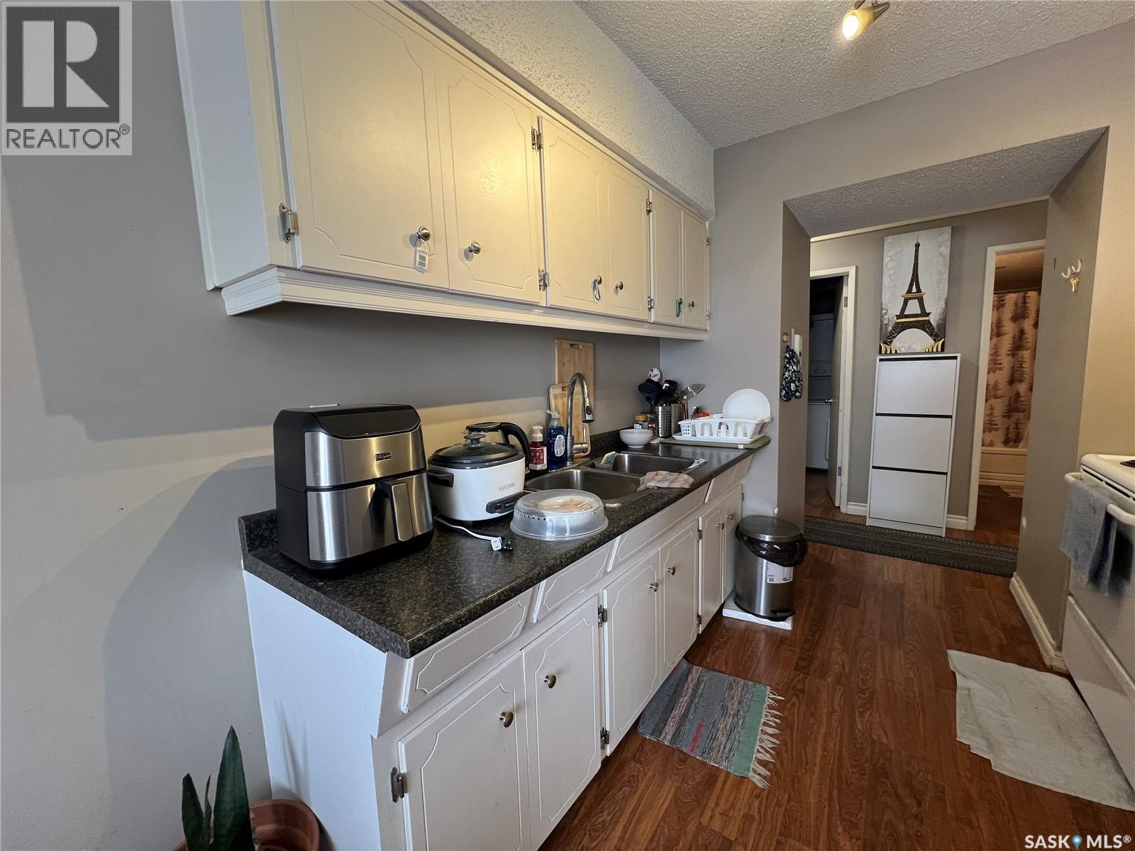 25 106 104th Street W Property Photo 2
