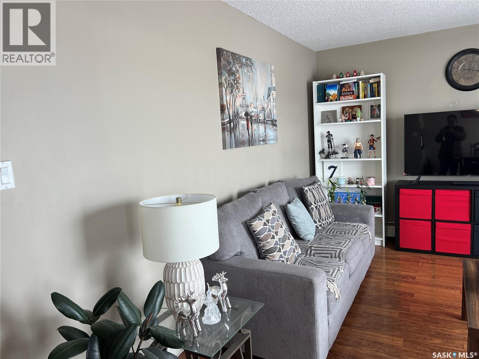 25 106 104th Street W Property Photo 10